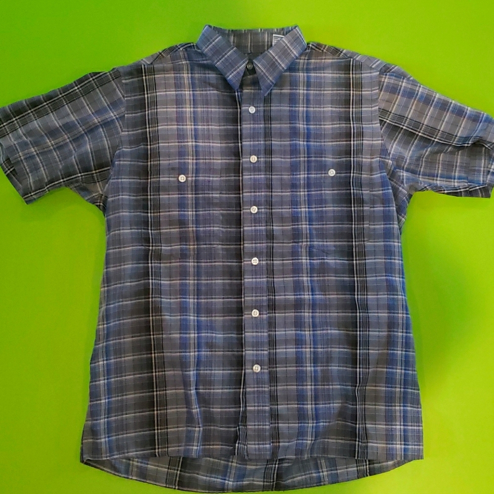 Pierre Cardin short sleeve casual dress shirt